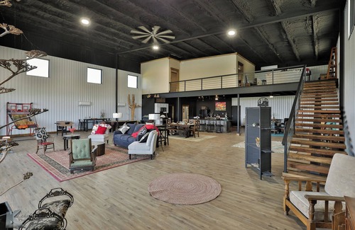 Abilene House | The Barn at Wayward Crossing