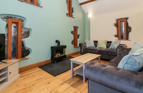 Talybont House | The Barn by Lyons