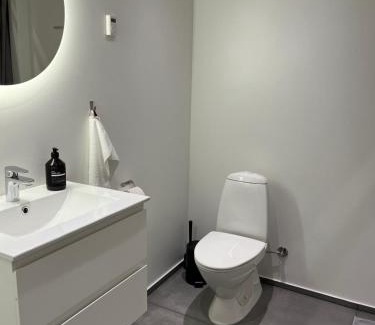 Give House | The Barn