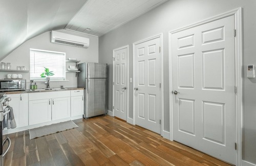 Chattanooga Valley House | The Barn On Hemlock Hill | Cozy Barndominium with Mtn View! Dog Friendly | 1 Bed, 1 Bath
