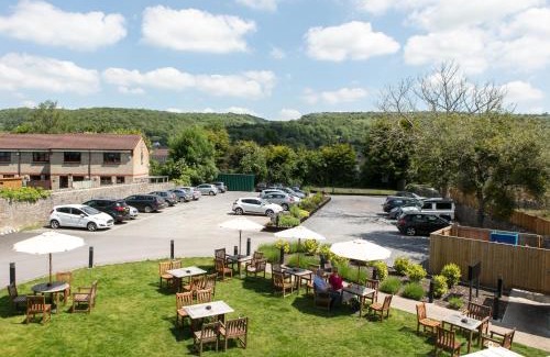 Cheddar Hotel | The Bath Arms Hotel