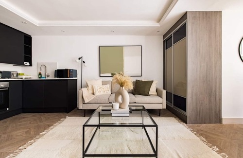 Shaftesbury Apartment | The Battersea Flat - Exquisite 2bdr Flat With Terrace
