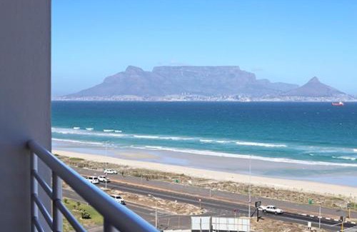 Bloubergstrand Apartment | The Bay A501