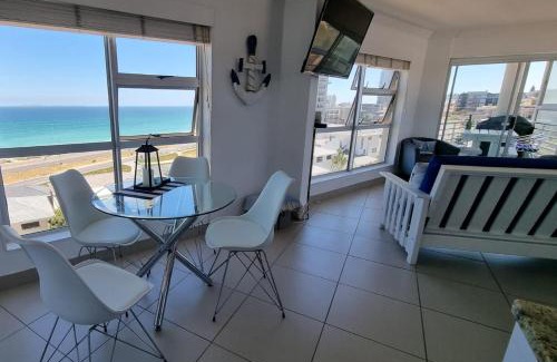 Bloubergstrand Apartment | The Bay A501