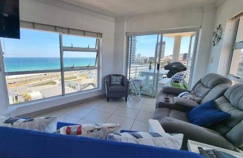 Bloubergstrand Apartment | The Bay A501