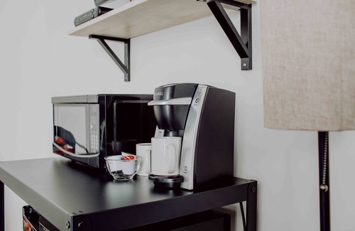 Rainy River District Hotel | The Bayview Motel - Fort Frances, ON - Lakeside Motel