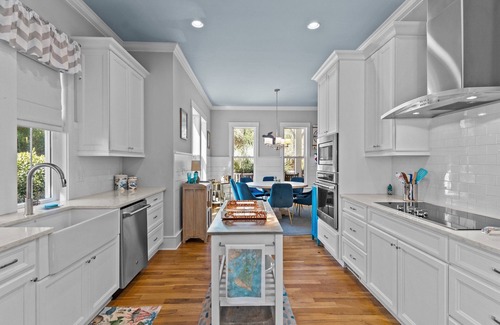 Cape Fear Station House | The Beach House - Southern Living Home 4 Br w Loft East Beach BHI and Shoals