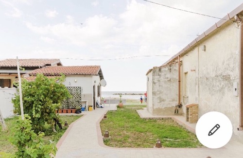 Ortona House | The beach house