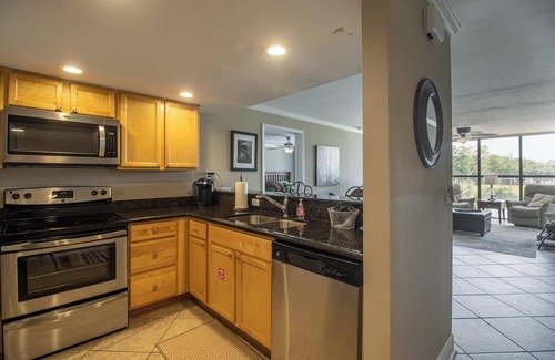 Biloxi Condo | The Beach Is Always A Good Idea! 2 Bedroom/2 Bath- Sleeps 6 In Beds!