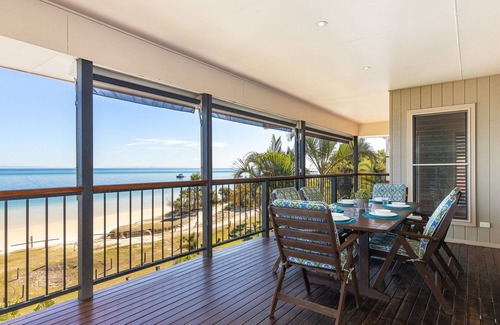 Brisbane Waterfront House | The Beachaus - Spacious Beachfront Holiday Home