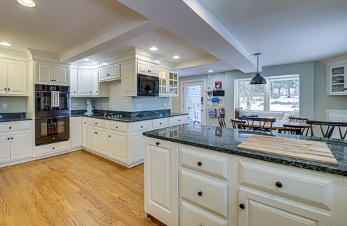 Stockton Springs Villa | ‘The Beachhouse’ Retreat w/Prescot Bay Views!
