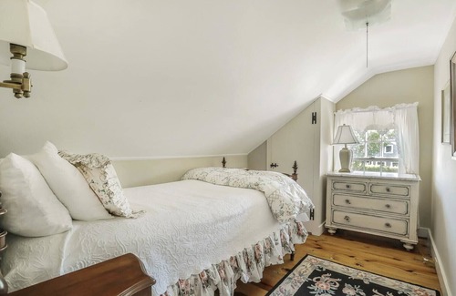 Quidnet Other | The Beachmont: Historic, Ocean-View Retreat in Quidnet w/ Beach Access