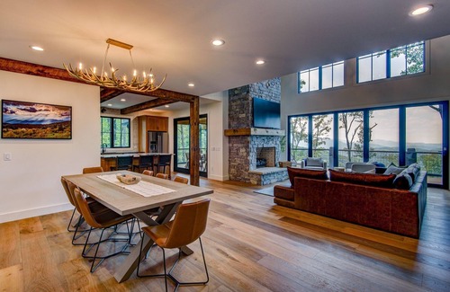 Banner Elk House | The Bear Cave at Eagles Nest - luxury new build
