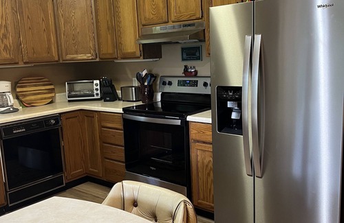 Franklin House | THE BEAR DEN - Franklin's Most Beautiful Mountain View