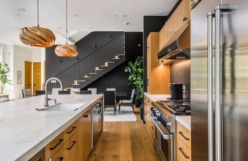 Venice House | The Bella Villa Venice Beach - luxury interior design w/hot tub