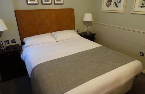 Trafford Hotel | The Belmore