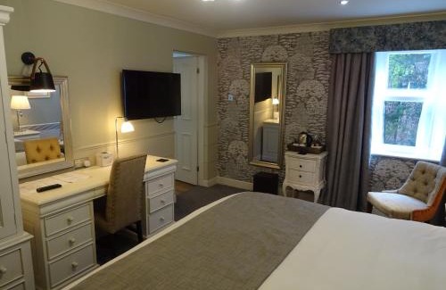 Trafford Hotel | The Belmore