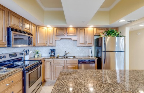 Ono Island Condo | The Best of Both Worlds!