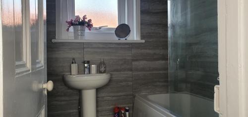 Sheringham Apartment | The Beverley Suite
