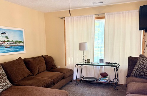 Arnolds Park Resort | The Big House at Pick’s Resort is the perfect stay for your family or group