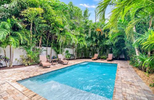 Siesta Key Village House | The Big Kahuna