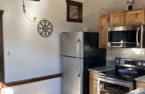 Eureka Springs Historic District Apartment | The Big Treehouse #8