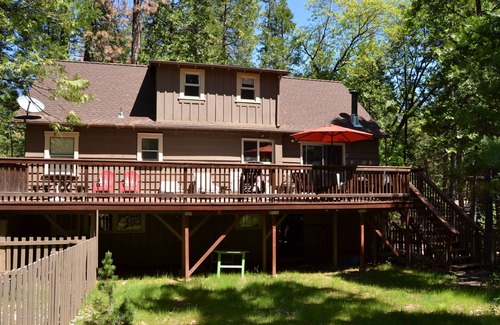 Twain Harte Cabin | The Bigfoot Lodge - AC, Lake Membership, Game Room, Walk to Downtown, CLEAN Cozy