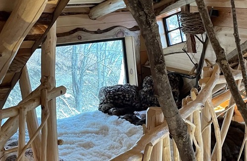 Warren Cabin | The Birch Birch Treehouse at Sugarbush!