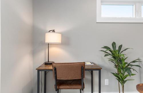 Lake Leelanau Apartment | The Birches - Condotel Downtown Lake Leelanau ➠ Unit 5