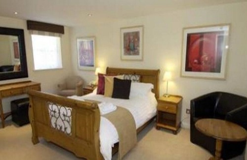 Witney Hotel | The Bird In Hand