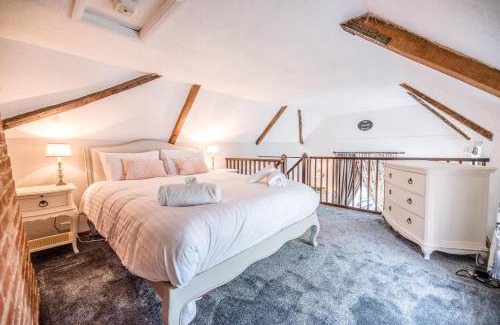 Wangford House | The Black House, Wangford
