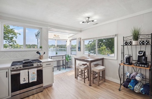 Brighton Cottage | The Black Marlin Lakehouse - Brighton MI Waterfront Cottage