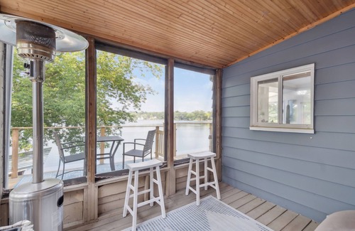 Brighton Cottage | The Black Marlin Lakehouse - Brighton MI Waterfront Cottage