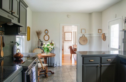 Lower East Side House | The Blair Iris House - Steps from Brady St!