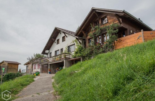 Eriz House | The Blossom House