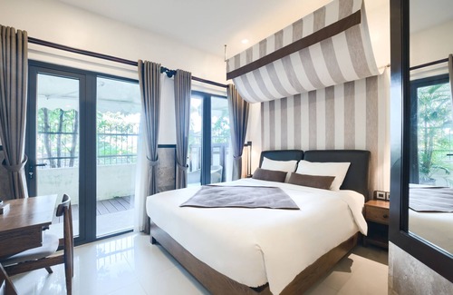 Hai Chau Resort | The Blossom Resort Island Da Nang