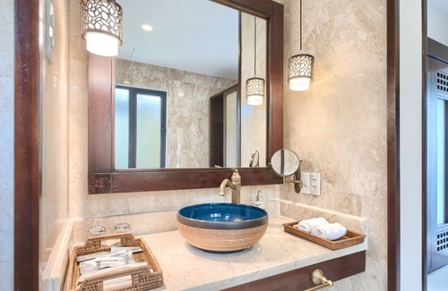 Hai Chau Resort | The Blossom Resort Island Da Nang