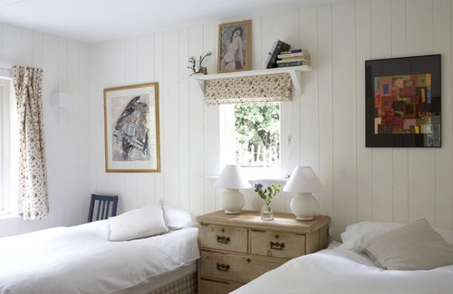 Cowes House | 'The Blue House', a stunning cottage with grounds down to the beach.
