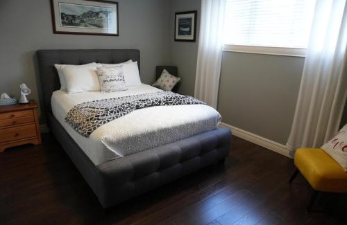Paradise House | The Blue Jay Nest