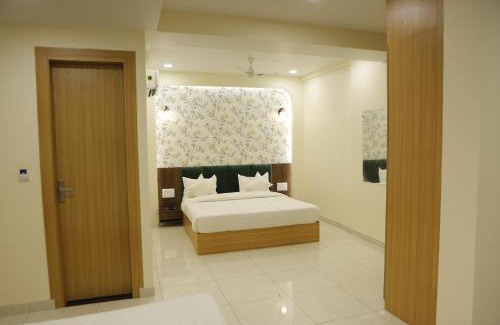 Greater Noida Hotel | The Blue Vista