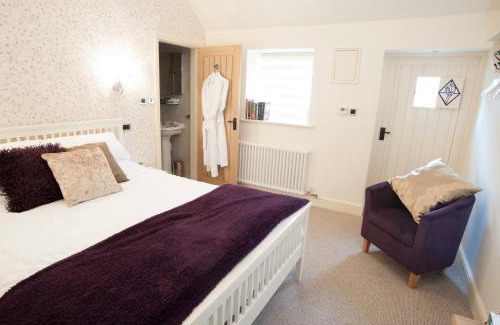 Frognall Hotel | The Bluebell