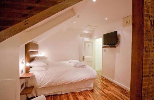 Pontypridd Hotel | The Blueberry Hotel