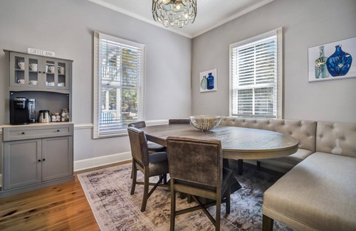 Olde Town House | The Bluffton Village Home-5BR Old Town Luxury, Includes Separate Carriage House!