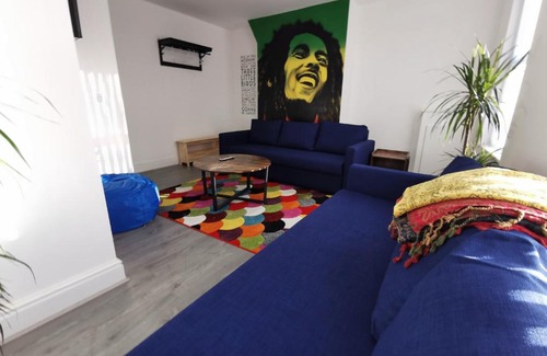 Liverpool Apartment | The Bob Marley 'One Love' Liverpool Apartment, Positive vibes, Wifi Netflix