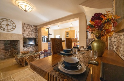 Morecambe Cottage | The Bolt Hole - Blending Original features & Modern luxury, 1 minute to beach