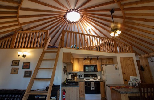 Fairbanks Cottage | The Borealis Yurt ~ Deluxe Mountain Getaway Above Fairbanks With Great Views