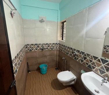 Arambol Hotel | The Boss House