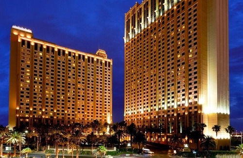 Las Vegas Apartment | The Boulevard, a Hilton Grand Vacations Club – 2 Bedroom