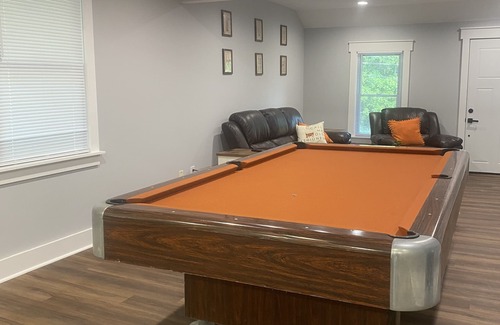 Frankfort House | The Bourbon Sanctuary