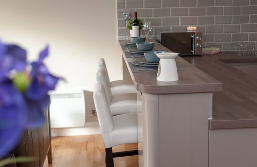City Centre Glasgow Apartment | The Bridge - Two bedrooms, Central Location, Parking available